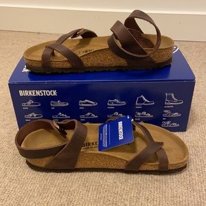BRAND NEW & NEVER WORN Birkenstock Yara Habana